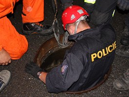 Zchrana opilho mladka, kter ve Frytku zapadl do kanlu.