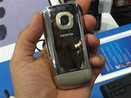 Nokia C2-03 na veletrhu CommunicAsia v Singapuru