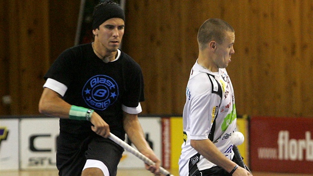 �eský reprezentant Tomá� Sladký (vlevo) z International Blast Company  a Michal Dziurdzik z FBC Ostrava se utkali ve finále FatPipe Cupu.