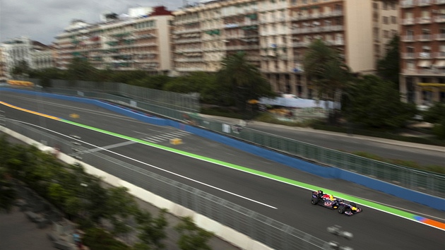 Mark Webber byl v prvním tréninku na Velkou cenu Valencie nejrychlejí.