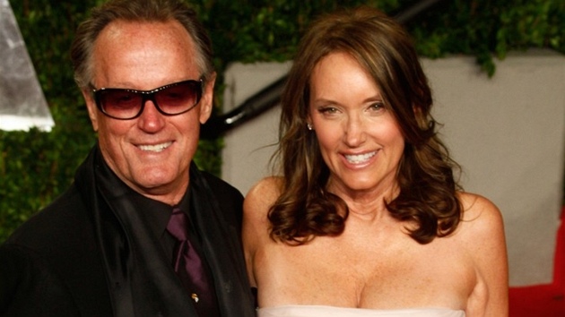 Peter Fonda se svou man�elkou Margaret DeVogelaerovou