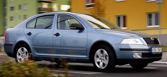 Octavia II generace je typické auto, kterému je dnes patnáct let.