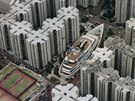 Obí nákupní centrum Whampoa stojí v Hongkongu ve tvrti Whampoa Garden