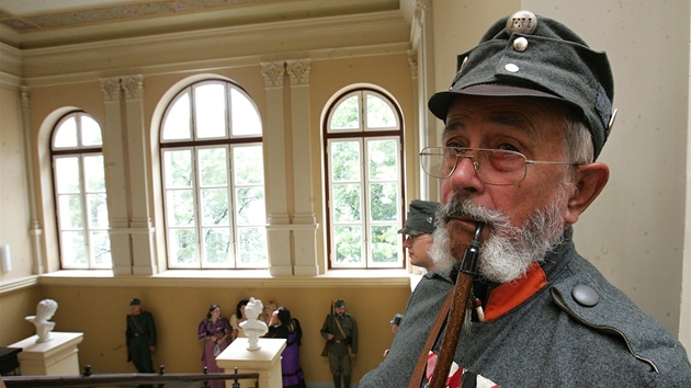 Při otevření muzea v Ústí nad Labem byli přítomni například vojáci v dobových kostýmech.