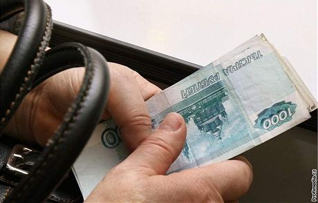 V pytlech bylo 3,7 milion rubl urených na platy a sociální dávky. Ilustraní foto.