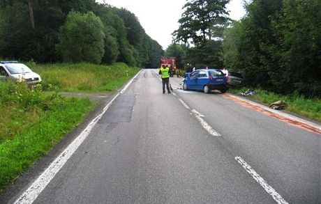 Nehoda dvou automobil mezi Bludovem a Kltercem na umpersku.