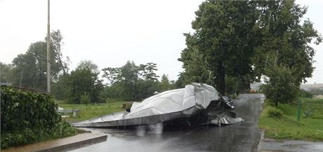 Stren stecha domu, kter ve Vrchoslavicch na Prostjovsku spadla na silnici