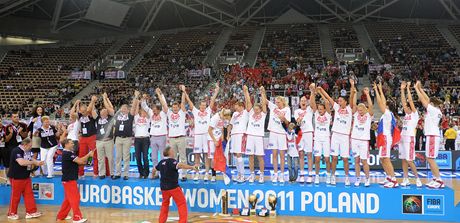 Ruské basketbalistky oslavily titul mistry Evropy v Lodi ped solidní