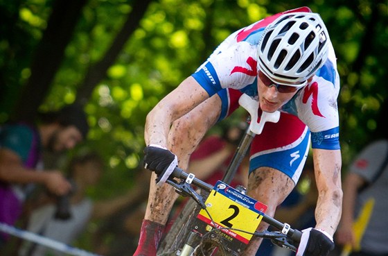 Biker Jaroslav Kulhavý na trati závodu Svtového poháru v kanadském Mont Sainte