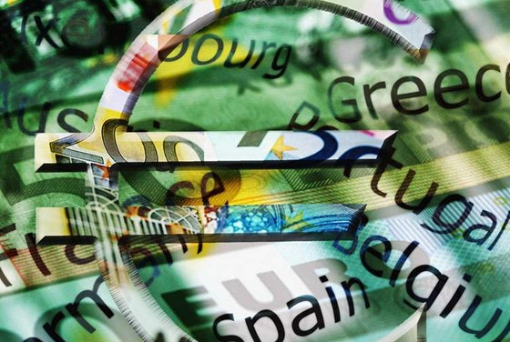 Podle britských novin mizí z řeckých bank velké objemy peněz. Ilustrační foto.