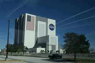 Vehicle Assembly Building - ikonick montn hala zkonstruovan na pojmut