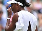 Venus Williamsová vzbudila pekvapené reakce, kdy na zápas pila v atech se