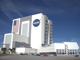 Vehicle Assembly Building - ikonick montn hala zkonstruovan na pojmut