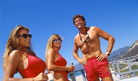 David Hasselhoff s kolegynmi pi natáení seriálu Pobení hlídka