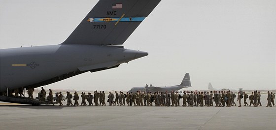 První amerití vojáci opoutjí Afghánistán. Tyto jednotky u armáda USA