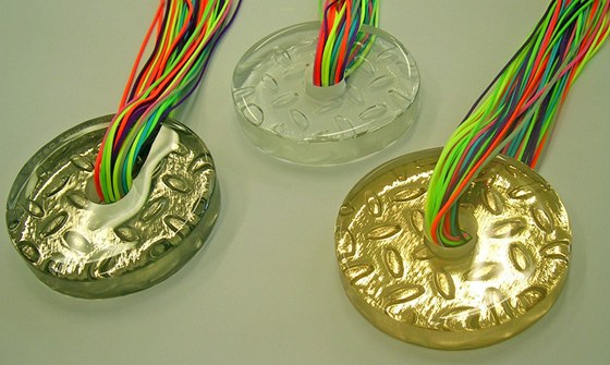 LÁKADLO. O tyto medaile se v Ostrav porvou mladí atleti na mistrovství Evropy