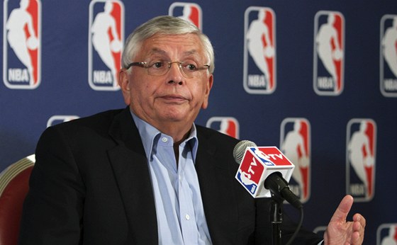 David Stern dal pi jednání o kolektivní smlouv hrám ultimátum.