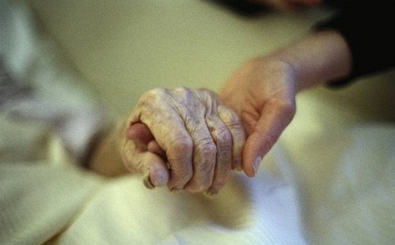 Proti uzákonění eutanazie je bez výjimky všech třináct lidovců. Ilustrační foto