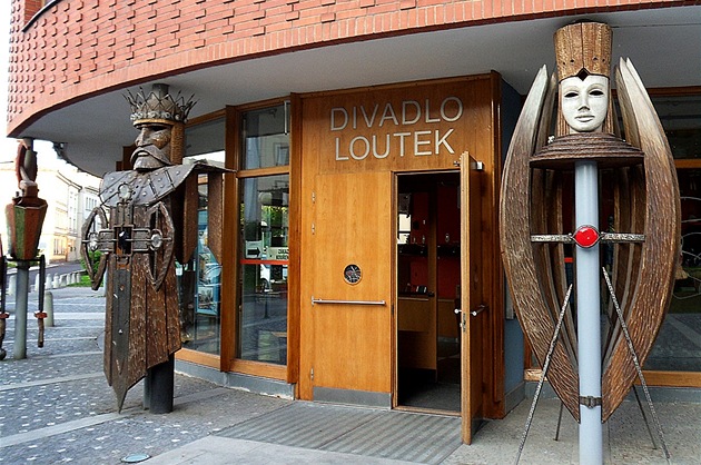 Ostravské divadlo loutek slaví sedmdesát let, loutkoherci tam projdou časem