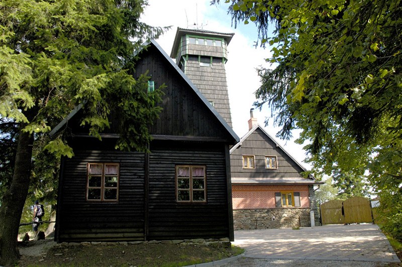 Rozhledná Lázek u Lan�krouna