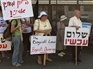Izraelská levice protestuje proti novému zákonu o bojkotu. (9. ervence 2011)