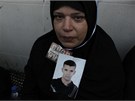 Egyptská matka oplakává svého syna zabitého bhem protest proti Mubarakovi.