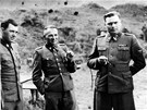 Zleva: Josef Mengele, velitel vyhlazovacího tábora v Osvtimi Rudolf Höss,...
