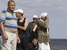 Píbuzní obtí potopeného parníku na ece Volze (11. ervence 2011)