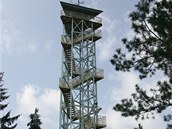 Vyhlídková věž v areálu zoo na Svatém Kopečku u Olomouce