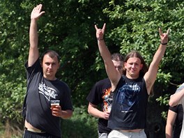 Na festival Masters of Rock do Vizovic přijeli první fanoušci rockové muziky.