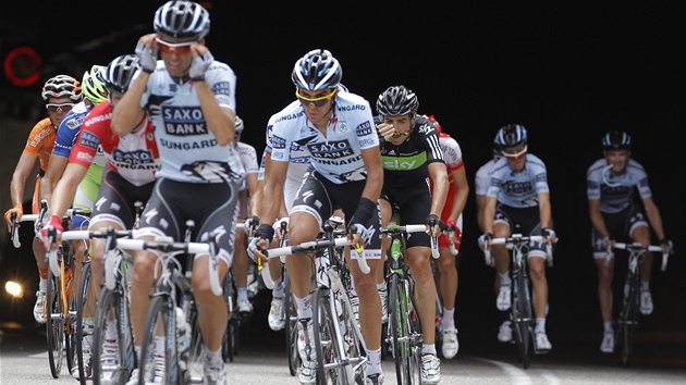 Alberto Contador v prbhu 16. etapy Tour de France