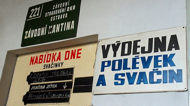 Památkov chránný Dl Michal ukáe, jak vypadal kadodenní den horník. K vidní je i funkní parní stroj z 19. století.