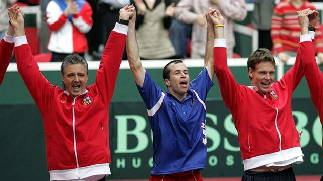 Jaroslav Navrátil, Radek tpánek, Tomá Berdych - eský daviscupový tým se