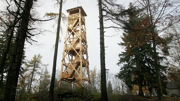 Rozhledna na Velkém Roudném