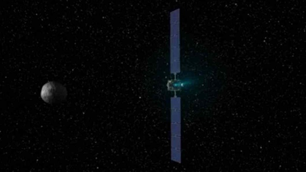 Sonda Dawn se blíí k planetce Vesta