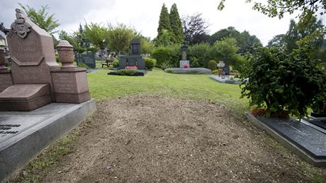 Místo, kde býval hrob Rudolfa Hesse (21. ervence 011)