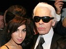 Amy Winehouse a návrhá Karl Lagerfeld 