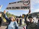 Skoro 200 obyvatel obcí Národního parku umava se vydalo na protestní prvod