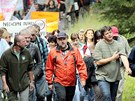 Skoro 200 obyvatel obcí Národního parku umava se vydalo na protestní prvod