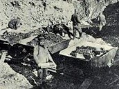 Dobový snímek z těžby na Cínovci
