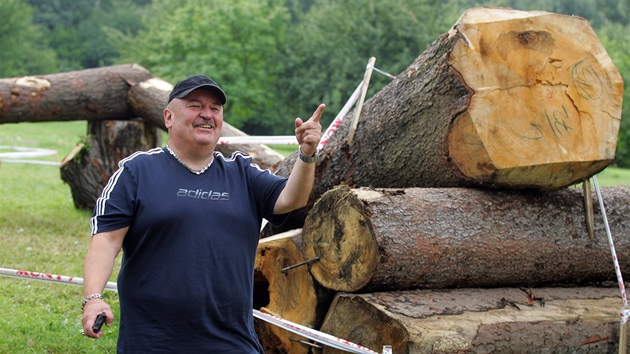 Miroslav Bouda, editel soute a starosta msta u jedné z pekáek