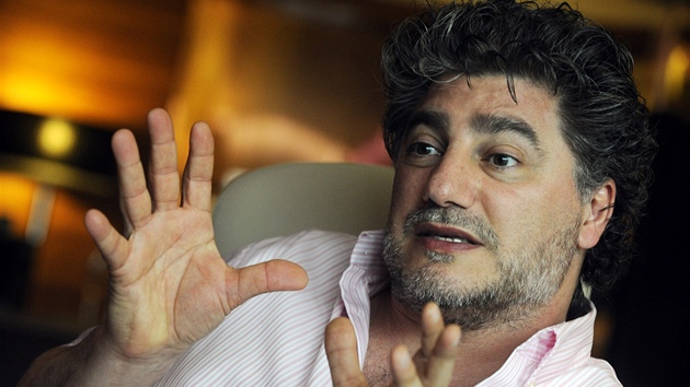 José Cura p�ilet�l 24. �ervence do �eské republiky