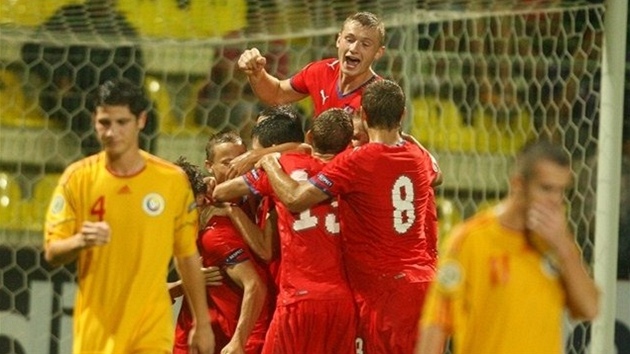 Radost �eských fotbalist� do 19 let v utkání proti Rumunsku. 
