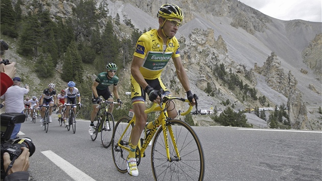 KRÁL DNE. Andy Schleck ovládl osmnáctou etapu Tour de France. Má tak slunou nadji na celkový triumf.