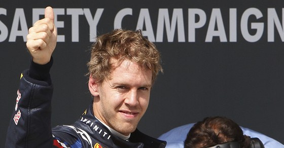 JSEM PROST JEDNIKA. Sebastian Vettel z Red Bullu slaví úspch v kvalifikaci