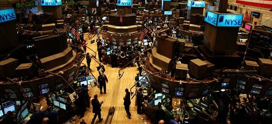 Burza na Wall Street - Vudypítomné monitory informují pracovníky o aktuálním