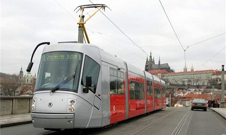 Tramvaj 14T s designem Porsche.