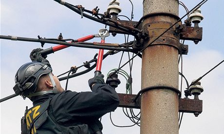 Energetikm se podailo obnovit dodávku energie a druhý den. Ilustraní snímek