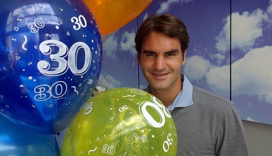 Roger Federer pi oslav svých 30. narozenin
