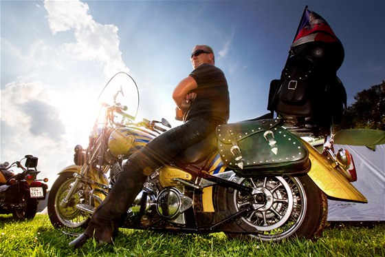 Bavit se na MotoWims nebudou jen motorkái, ale i fanouci rockových i revivalových kapel. (Ilustraní snímek)